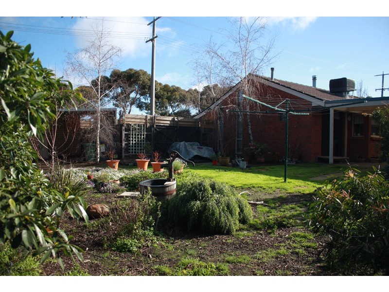 109 Melba Avenue, Sunbury VIC 3429