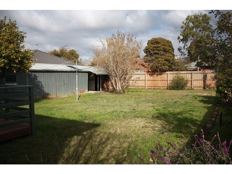 44 Station Street, Sunbury VIC 3429