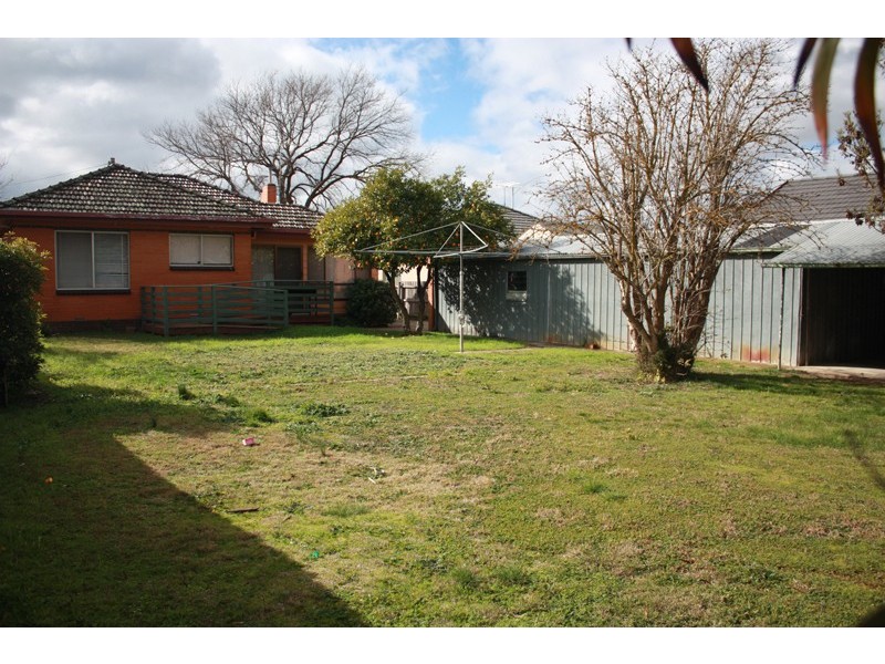 44 Station Street, Sunbury VIC 3429