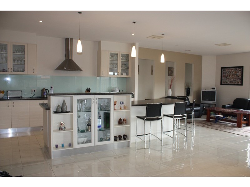 4 Sweep Court, Sunbury VIC 3429