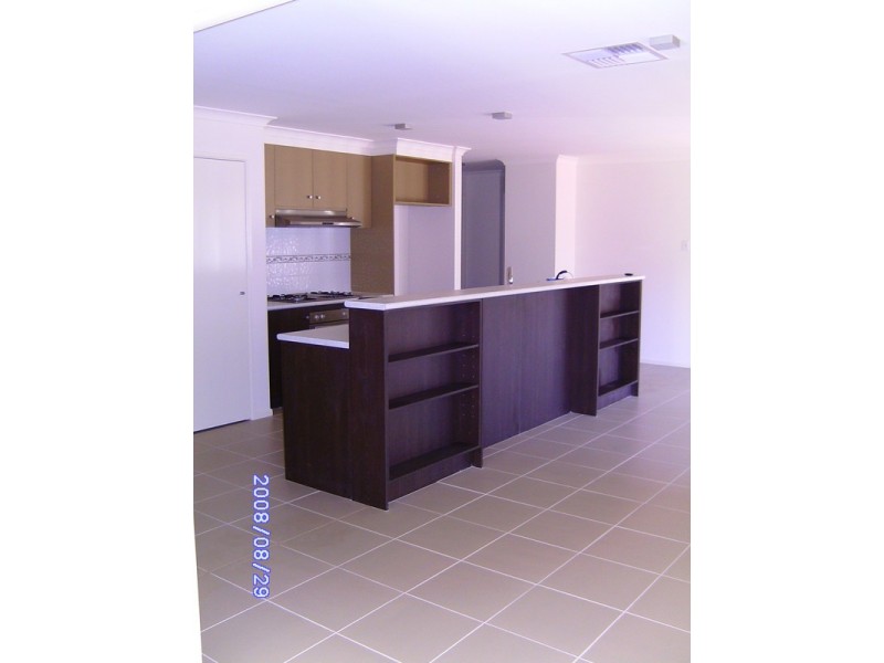 17 Baggygreen Street, Sunbury VIC 3429