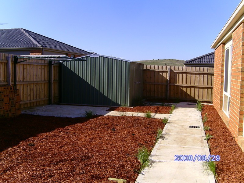 17 Baggygreen Street, Sunbury VIC 3429