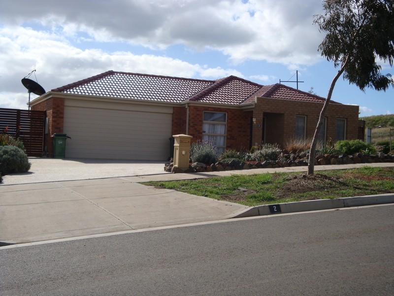 2 Ironbark Drive, Sunbury VIC 3429