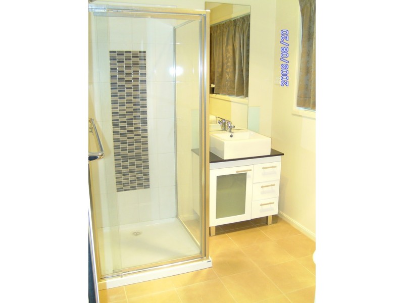 2 Ironbark Drive, Sunbury VIC 3429