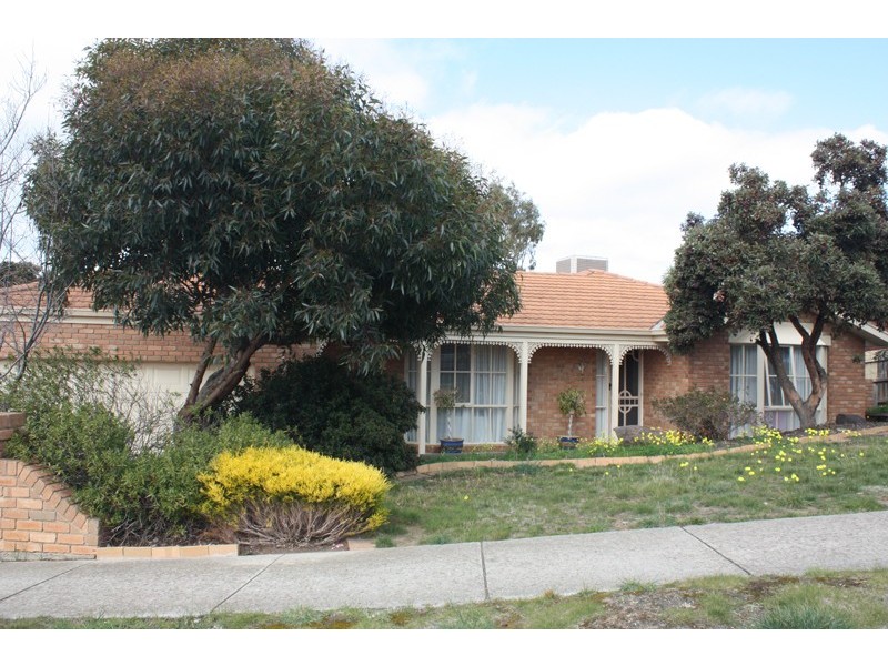 35 Fullbrook Drive, Sunbury VIC 3429