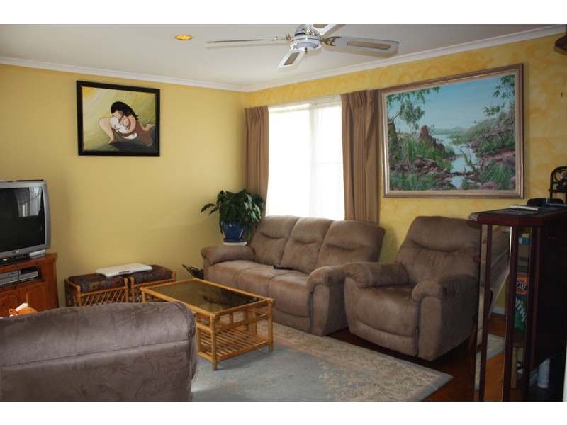 35 Fullbrook Drive, Sunbury VIC 3429