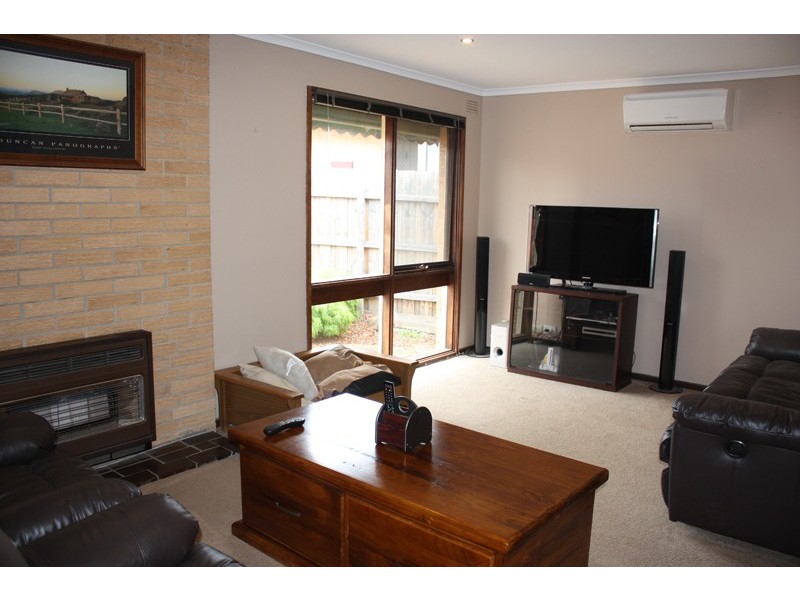 13 McCubbin Court, Sunbury VIC 3429