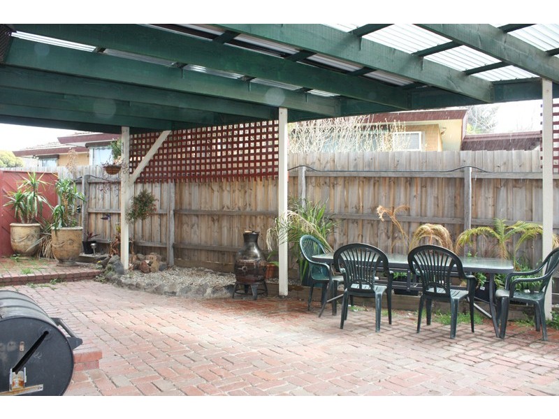 13 McCubbin Court, Sunbury VIC 3429