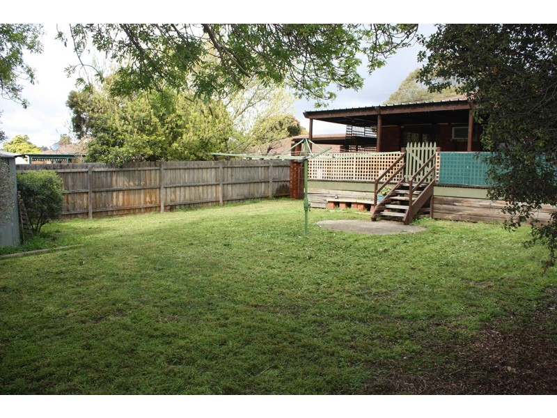 24 Heysen Drive, Sunbury VIC 3429