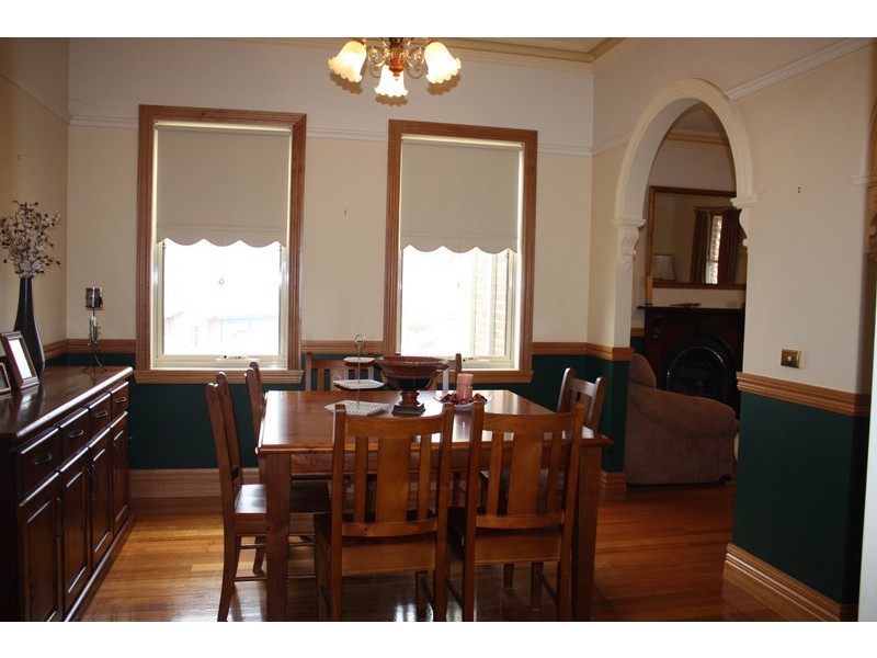 2 Westall Close, Sunbury VIC 3429