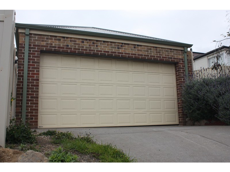 2 Westall Close, Sunbury VIC 3429