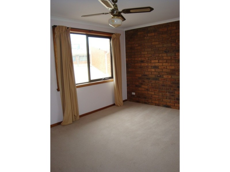 3/131-133 Evans Street, Sunbury VIC 3429