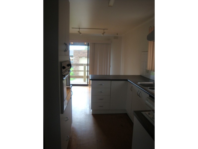 14 Dundas Avenue, Sunbury VIC 3429