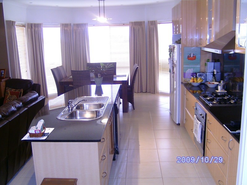 12 Marsh Crescent, Sunbury VIC 3429