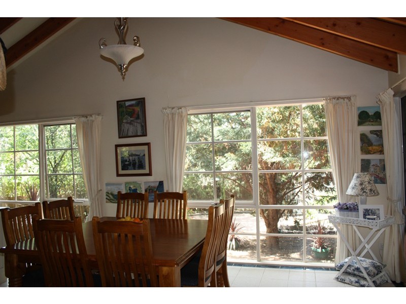 6 Heysen Drive, Sunbury VIC 3429