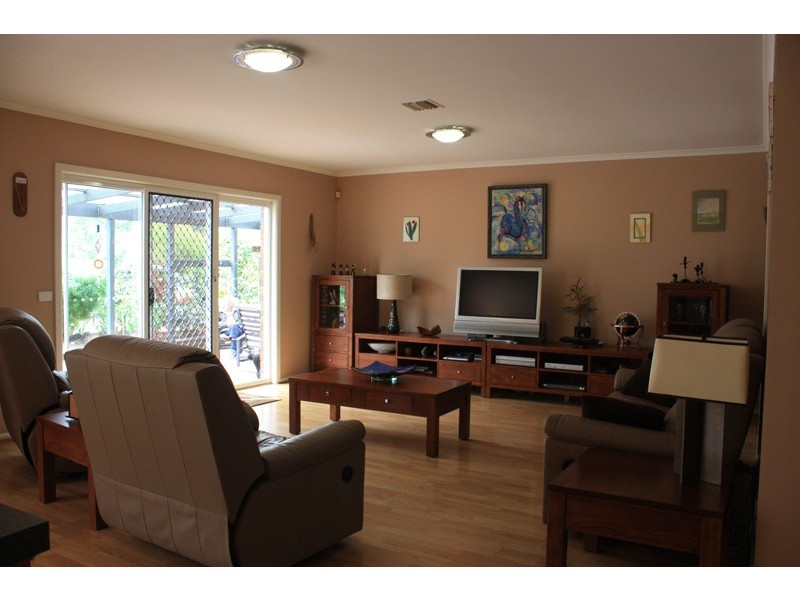 55 Yellowgum Boulevard, Sunbury VIC 3429