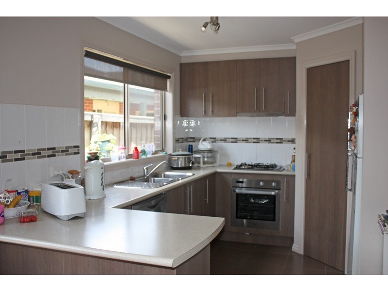 64 Charter Road, Sunbury VIC 3429