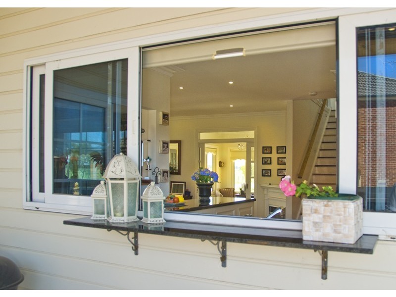 66 The Skyline, Sunbury VIC 3429