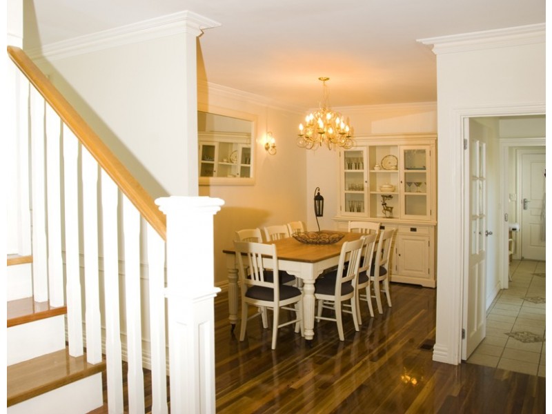 66 The Skyline, Sunbury VIC 3429