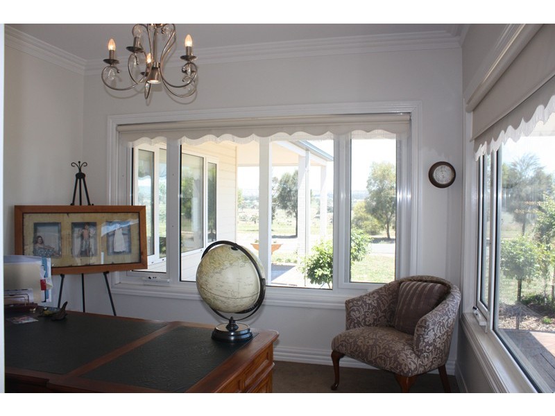 66 The Skyline, Sunbury VIC 3429