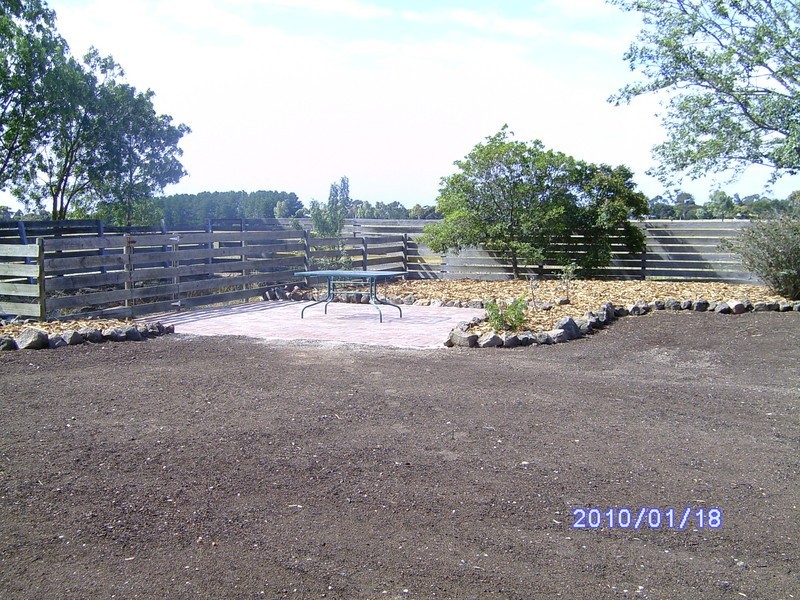 100 Watsons Road, Sunbury VIC 3429