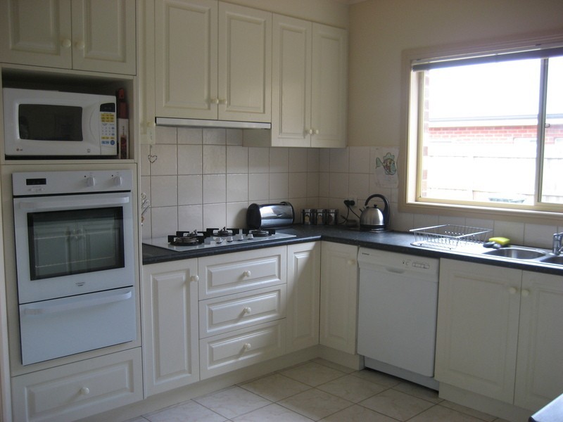 34 Shields Street, Sunbury VIC 3429