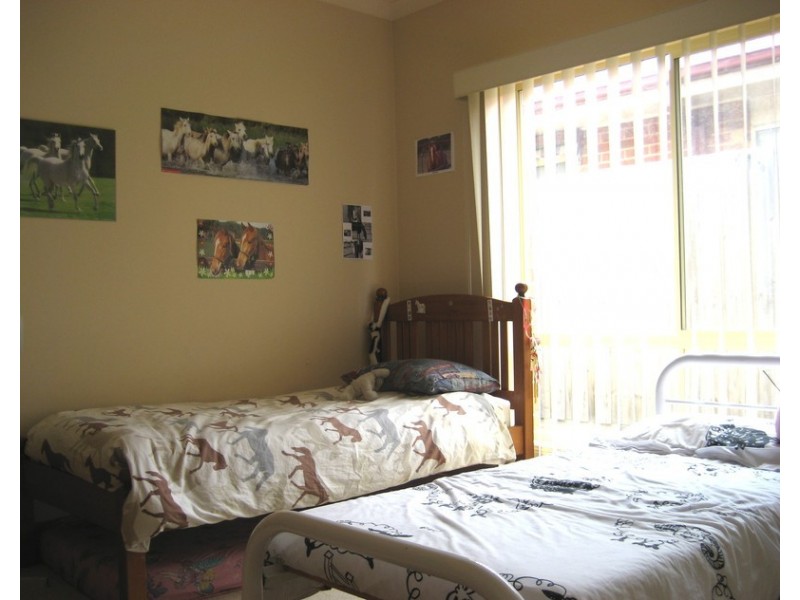 34 Shields Street, Sunbury VIC 3429