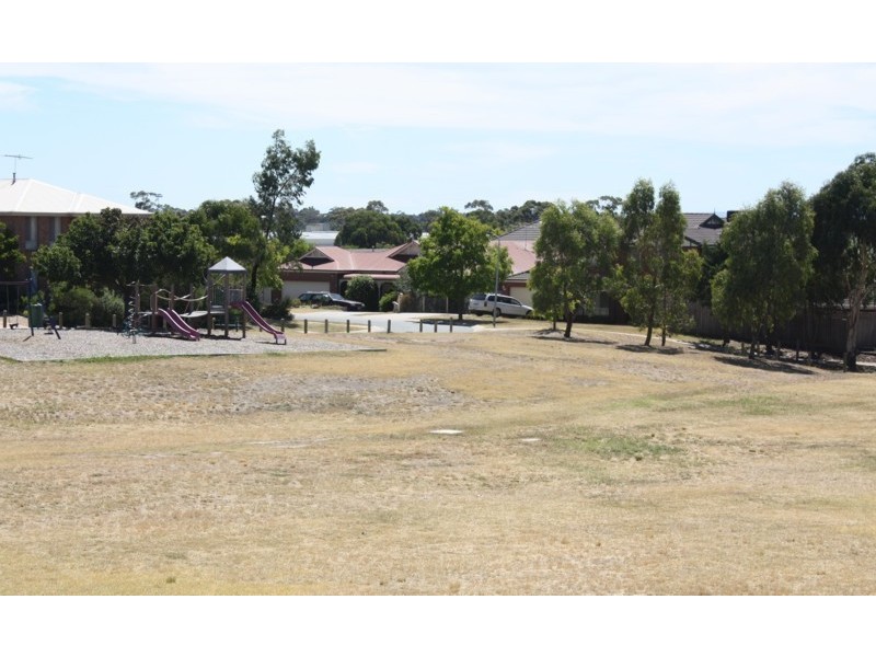 5 Batman Avenue, Sunbury VIC 3429