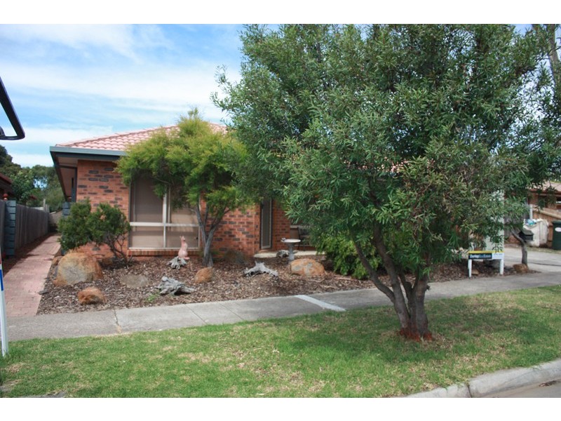 19 Anthony Street, Sunbury VIC 3429