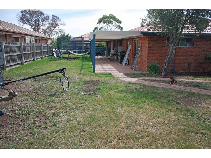 19 Anthony Street, Sunbury VIC 3429