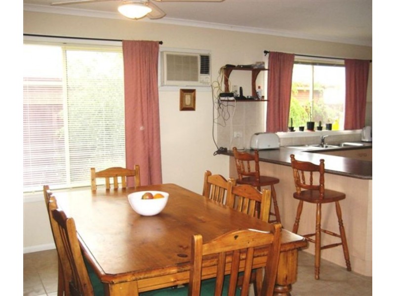 36 Charter Road East Street, Sunbury VIC 3429