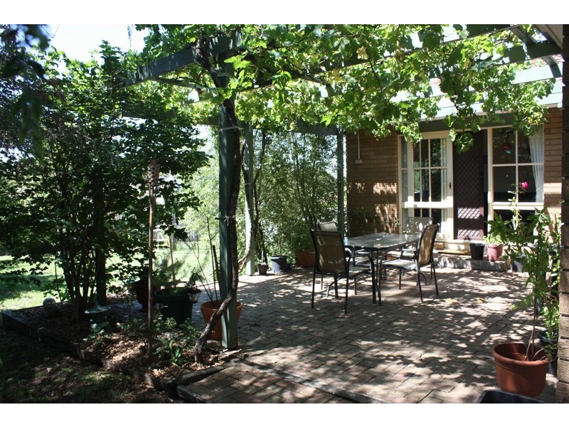 36 McEwen Drive, Sunbury VIC 3429