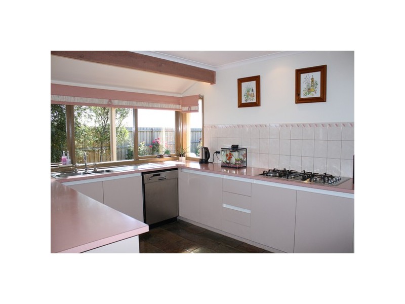 183 Elizabeth Drive, Sunbury VIC 3429