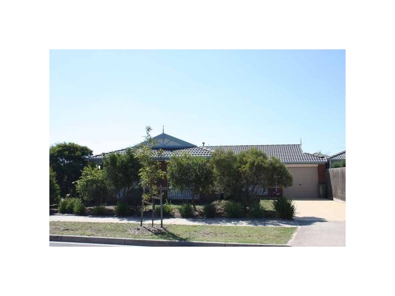 15 Fremantle Road, Sunbury VIC 3429