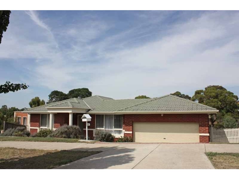15 Bundanoon Avenue, Sunbury VIC 3429