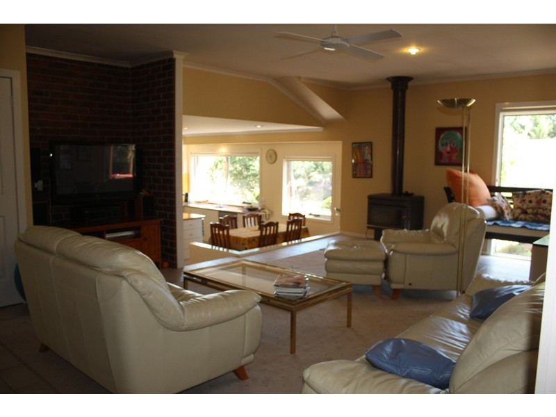 39 Hillview Rise, Gisborne South VIC 3437