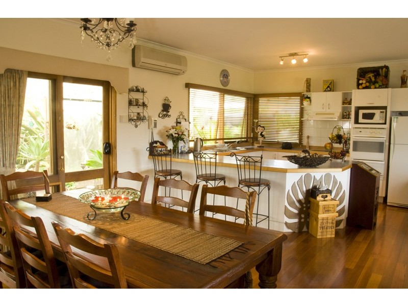 9 Carinya Drive, Gisborne VIC 3437