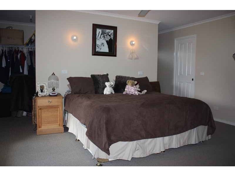 39 Alexander Lane, Gisborne South VIC 3437