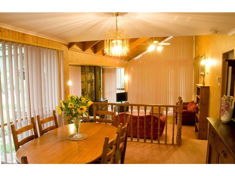 31 Heather Road, Gisborne VIC 3437