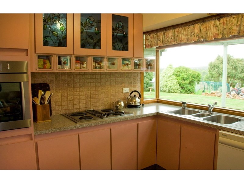 31 Heather Road, Gisborne VIC 3437