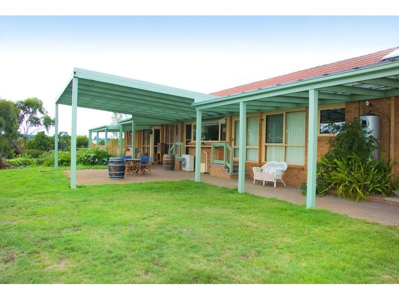 31 Heather Road, Gisborne VIC 3437