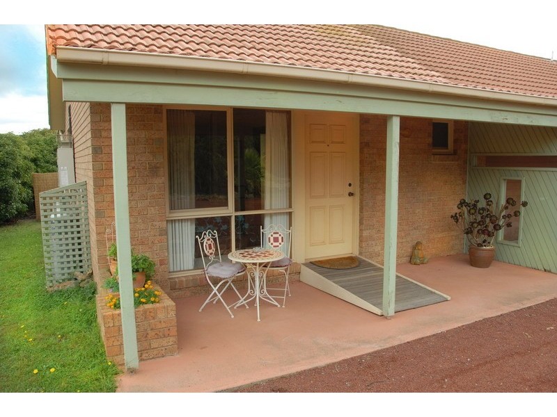 31 Heather Road, Gisborne VIC 3437