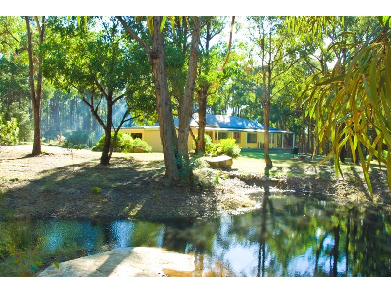 42 Long Ryans Road, Benloch VIC 3435