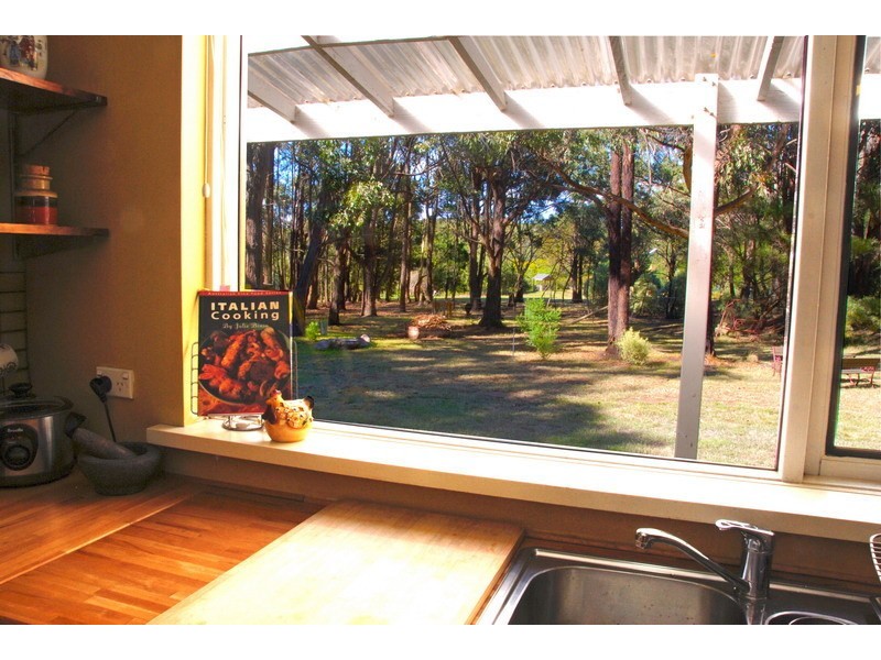 42 Long Ryans Road, Benloch VIC 3435