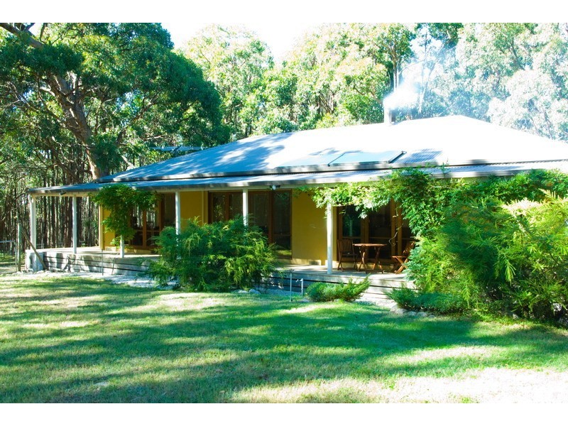 42 Long Ryans Road, Benloch VIC 3435