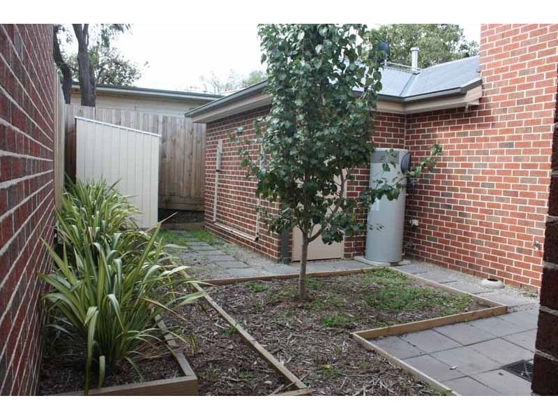 1/20 Aitken Street, Sunbury VIC 3429
