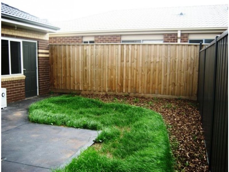2 Gabbo Court, Sunbury VIC 3429