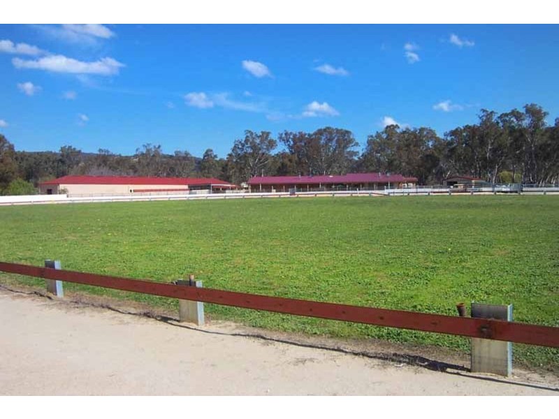 15 Scobie Road, Longwood VIC 3665