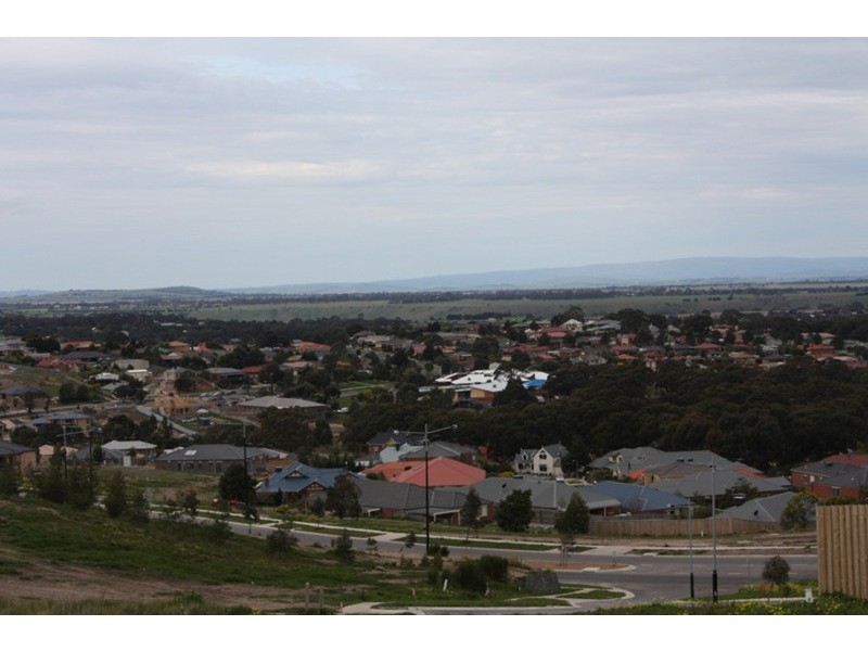 10 Emma Court, Sunbury VIC 3429