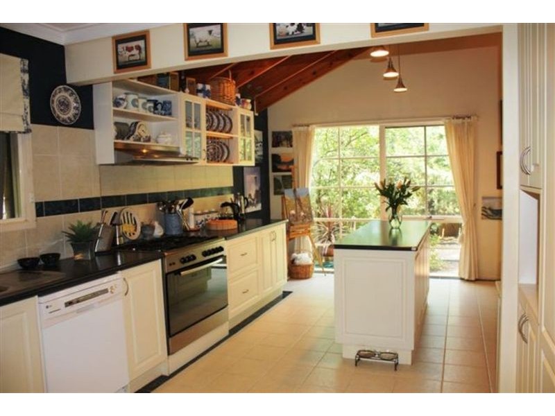 6 Heysen Drive, Sunbury VIC 3429